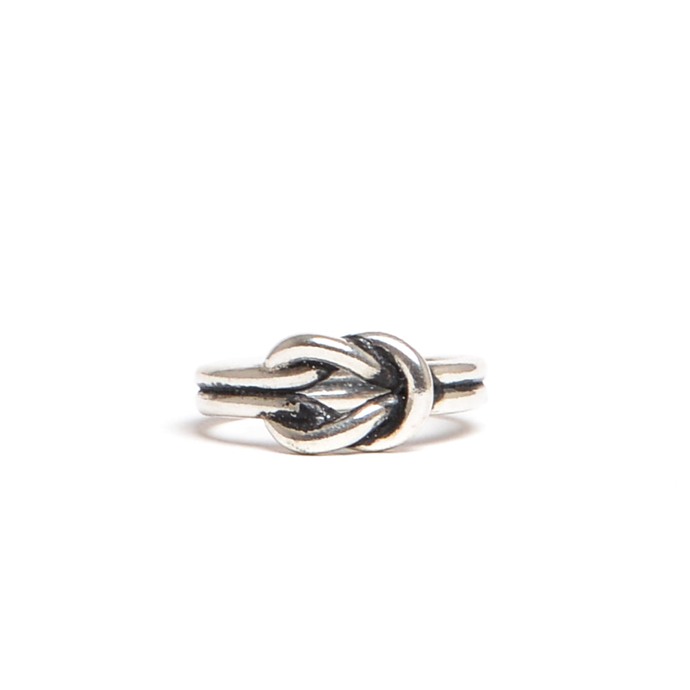 Ring with Knot