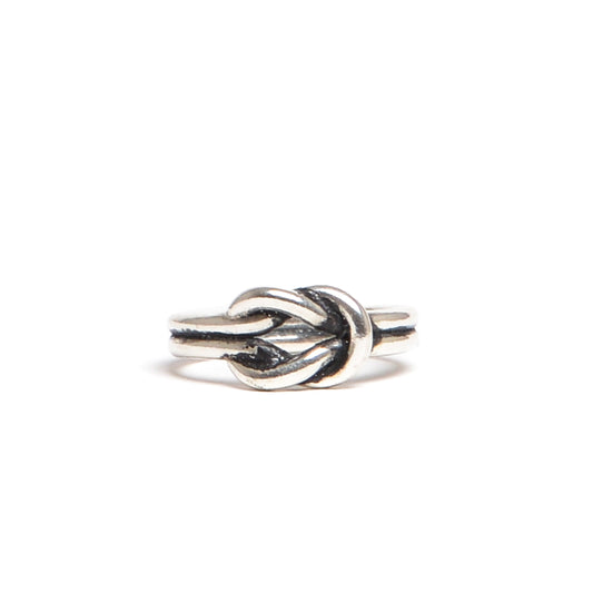 Ring with Knot